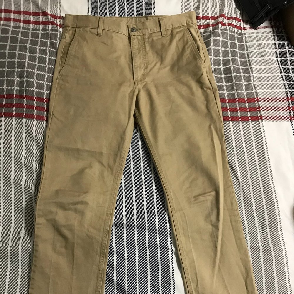 Levi's Men's 508 Skinny Tapered Khaki W33 L32